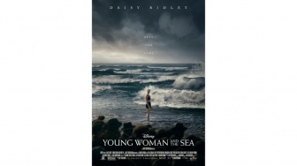 Review Young Woman and the Sea: Gadis Penakluk Selat Inggris