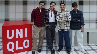 Inspirasi OOTD Kemeja Flanel ala Selebriti, Bisa Buat Couple-an Juga, Lho!