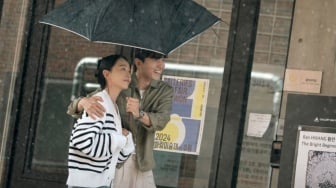 Spoiler Dear Hyeri Episode 5, Kencan Romantis Shin Hye Sun dan Lee Jin Wook