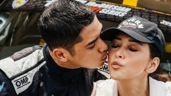Dituding Tak Tegas ke Ahmad Dhani Soal Maia, Ini Bukti Cinta Al Ghazali ke Ibu Kandungnya