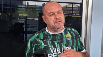 Bojan Hodak Ingin Persib Ikuti Port FC di ACL 2 2024-2025