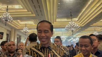 10 Tahun Jokowi, 2.433 Km Jalan Tol dan 26 Bandara Baru Beres Dikerjakan