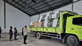 Ribuan Kotak Suara Pilkada Diamankan di Gudang KPU Samarinda, Logistik Siap 60 Persen
