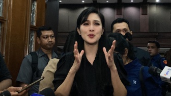 Sandra Dewi Tak Tahu 11 Mobil Mewahnya Disita, Ngaku Cuma Fokus Urus Anak