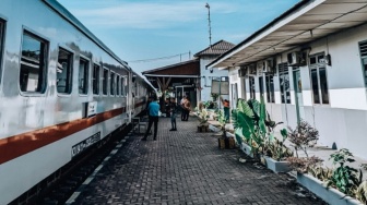 Stasiun Purwakarta, Saksi Bisu Jalur Berliku Penghubung Padalarang