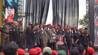 Hadir Langsung di Pelantikan GRIB Jaya Medan, Hercules Ajak Kawal Pemerintahan Prabowo