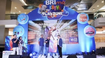 Banyak Fiturnya, Debit BRI Contactless Bisa Diandalkan Pebisnis dan Traveler