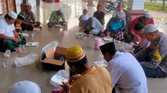 Bhabinkamtibmas Kampung Merempan Hulu Cooling System dengan Safari Ibadah