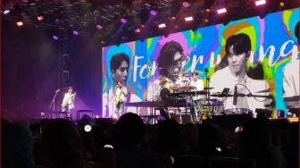 Meleng Dikit, Wonpil Ubah Lirik Gwenchana jadi Rapopo saat DAY6 Konser di Ancol