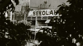 Sekolah Rakyat vs Sekolah Unggulan: Akankah Indonesia Kembali ke Era Kolonial?