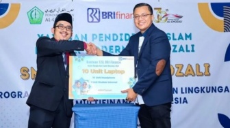 BRI Finance Rayakan Hari Santri dengan Berbagi Ilmu dan Teknologi