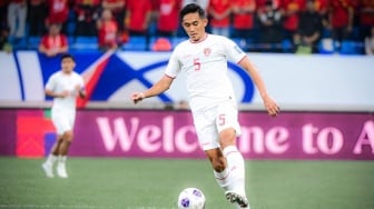 Meski Kalah, Maarten Paes Puji Kualitas Rizky Ridho usai Laga China vs Timnas Indonesia