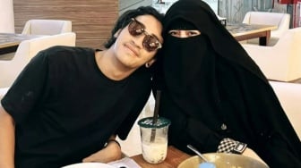 Unggahan Umi Pipik usai Foto Syur Mirip Abidzar: Jangan Terlalu Bereaksi, Difitnah Klarifikasi