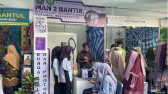 MAN 2 Bantul Meriahkan Expo Kemandirian Pesantren di UIN Sunan Kalijaga