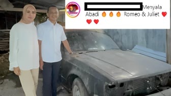 Pose di Samping Mobil Lawas nan Langka Bersama Istri, Bahlil Disebut Romeo dan Juliet