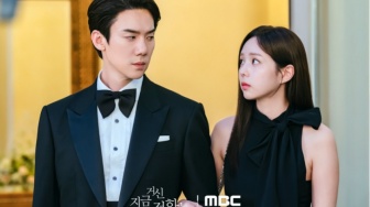 Yoo Yeon Seok dan Chae Soo Bin Siap Jadi Pasutri di Drama Korea When The Phone Rings