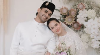 Pevita Pearce Menikah, Randy Nidji Ledek Kapan Herjunot Ali Menyusul