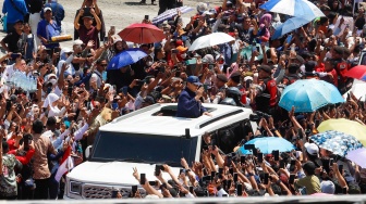 Sapa Warga di Bundaran HI, Prabowo Subianto Diberi Ucapan Selamat Bekerja