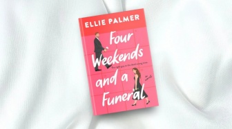 Ulasan Novel Four Weekends and a Funeral, Kebohongan di Pemakaman Mantan