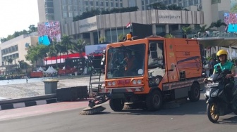 Pesta Rakyat di Bundaran HI Selesai, Kendaraan Kembali Melintas