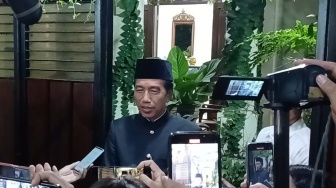 Kaget Disambut Ratusan Ribu Warga, Jokowi: Biasanya Bandara-Rumah 15 Menit, Ini Hampir 4 Jam