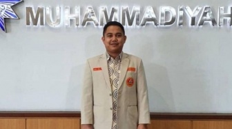 Biografi Dzulfikar Ahmad Tawalla, Ketum Pemuda Muhammadiyah yang Jadi Wamen Perlindungan Pekerja Migran Indonesia