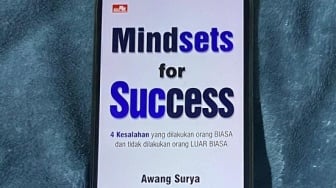 Kesalahan-Kesalahan Penghalang Kesuksesan dalam Buku Mindsets for Success