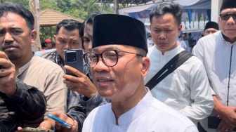 Berawal Dikritik Mahfud, Zulhas Instruksikan Mendes Yandri Minta Maaf Usai Berulah soal Kop Surat