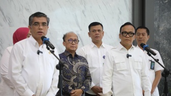 Perangi Pengangguran: Fokus Utama Menaker dan Wamenaker Baru Menuju Indonesia Emas 2045