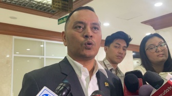 Menteri HAM Natalius Pigai Minta Anggaran Rp20 Triliun, DPR: Kalau Publik Duga Itu Pintu-pintu Setan