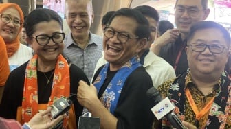 Pramono Ngaku Punya Semangat Tambahan Usai Main Sama Cucu Sebelum Debat Kedua