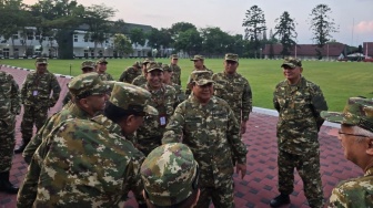 Terungkap! Makna Penting di Balik Latihan Baris-Berbaris Seperti Dilakukan Kabinet Merah Putih