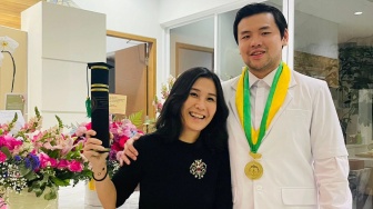 Jemput Karier jadi Dokter, Intip Gurita Bisnis Nicholas Sean Anak Veronica Tan