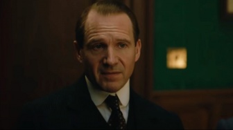 Perankan Sosok Dokter, Ralph Fiennes Bocorkan Plot Film 28 Years Later