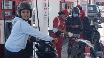 Hari Sumpah Pemuda, Pembeli di SPBU Ini Dapat 2 Liter Pertamax Gratis Asal Hafal Teks