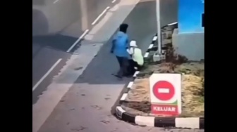 Viral Pria Hajar Supeltas di Karangploso, Sosoknya Telah Diamankan Polisi