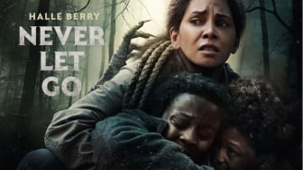 Ulasan Film Never Let Go, Teror Supranatural di Balik Rerimbunan Hutan