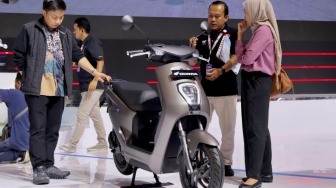 Menerka Pajak Motor Listrik Honda ICON e: Murah Meriah Seperti Jajan Nasi Padang