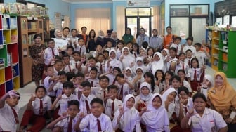 Tingkatkan Literasi, KAI Logistik Salurkan Lebih dari 1.000 Buku