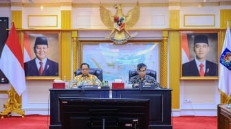 Gelar Rakor, Menaker dan Mendagri Bahas PHK dan Upah Minimum 2025