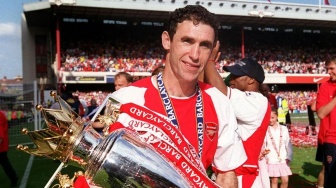 Sumbang 3 Trofi Liga Inggris, Eks Bek Arsenal Martin Keown Luncurkan Buku Autobiografi