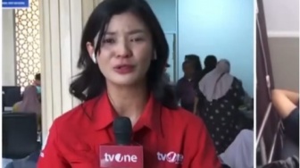 Reporter tvOne Tak Kuasa Tahan Tangis saat Meliput Kecelakaan yang Menimpa Rekannya