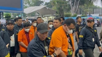 2 DPO Dicari-cari Polisi, Tersangka A dan M jadi Bandar Judol yang Dibekingi Pegawai Komdigi?