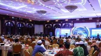 Membangun Fondasi Kemandirian Ekonomi Pesantren Melalui Wakaf dan Sinergi Lintas Sektor