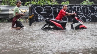 Hujan Lebat, Sejumlah Titik di Jakarta Tergenang Banjir