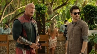 Sinopsis Film Red One, Dwayne Johnson dan Chris Evans Jalani Misi Penyelamatan Santa Klaus