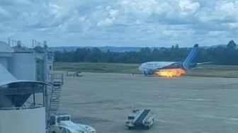 Mesin Pesawat Trigana Air Mendadak Keluar Api di Sentani, Penumpang Panik Ada yang Loncat Keluar