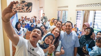 Momen Blusukan Bareng Erick Estrada, Respati Ardi Sampaikan Pesan Jokowi dan Gibran