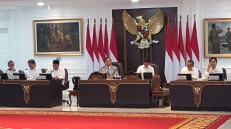 Jelang Lawatan, Prabowo Kumpulkan Jajaran Kabinet di Kantor Presiden