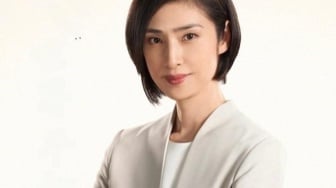 3 Film Jepang Dibintangi Yuki Amami, Terbaru Fushigi Dagashiya Zenitendo